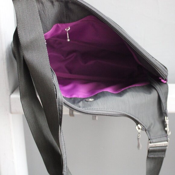 Baggallini Charcoal Gray Nylon Cross Over Crossbody Bag with Removable Wristlet - Picture 7 of 11